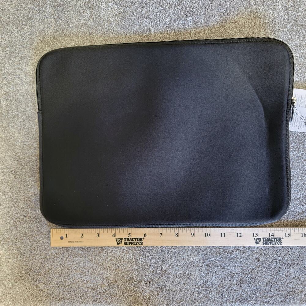 Targus‎ Laptop Sleeve Case Zip Up Black  NWT 15.6 in laptop - Picture 2 of 5